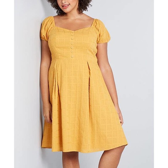 Modcloth Dresses & Skirts - ModCloth | yellow Plaid Puff-Sleeve Sweetheart Fit & Flare Dress - Women